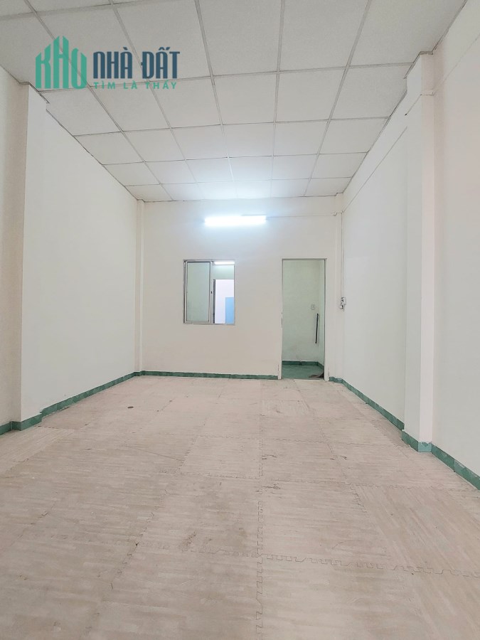 Nhà HXH gần ĐH Luật, 100m ra Phạm Văn Đồng, 68m2 4x17 giá chỉ 5 tỷ