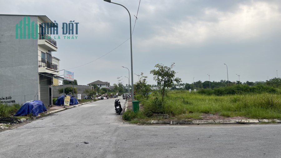 Mảnh đất sát đại học, quốc lộ 17, kinh doanh, xây nhà trọ giá chỉ 2x triệu.