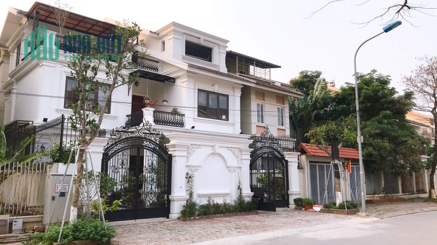 Cần bán Biệt thự góc hướng đông nam tại Khu đô thị mới Tân Tây Đô, Diện tích 248m², lh:0972990831