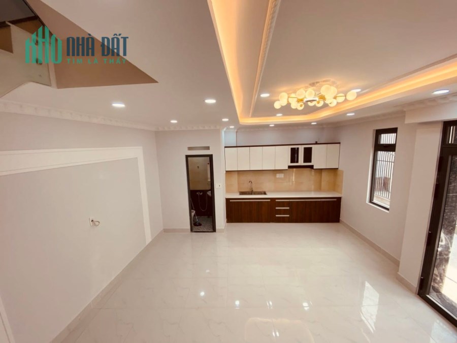 Bán nhà hẻm An Dương Vương, phường 6, quận 6, giá 8 tỷ, diện tích 44m2.