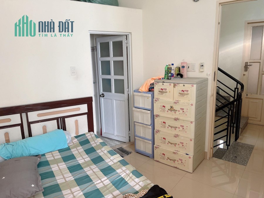 CHủ ĐỊnh CƯ Rất Gấp Bán Giảm Tiếp 300tr Mới 3tỷ2 Nhà Lý Thái Tổ 4 tầng DT 23m2