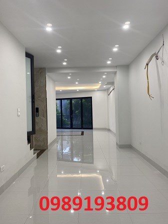 Cho thuê tầng 1+2 (nhà 6T) dự án liền kề PHC 158 Nguyễn Sơn, Long Biên, 26tr/th; 0989193809