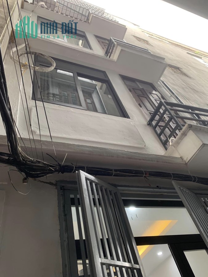 Bán nhà Thịnh Liệt, Giáp Nhị, thoáng trước sau 36m2 x 4 tầng hơn 3 tỷ