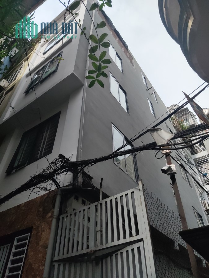 Bán nhà ngõ 157 pháo đài láng dt 35,5 m x 5 t lô góc giá 4,5 tỷ