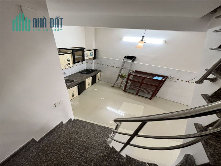 hẻm rộng Trần Phú,P.6Q.5,dt: 2,5 x 7 nhà xây 2 lầu giá 2,9 tỷ