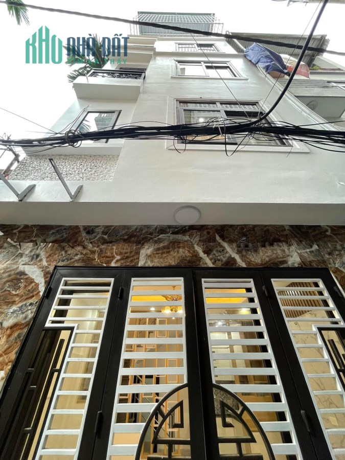 CỰ LỘC - ROYAL CITY - 30M RA PHỐ