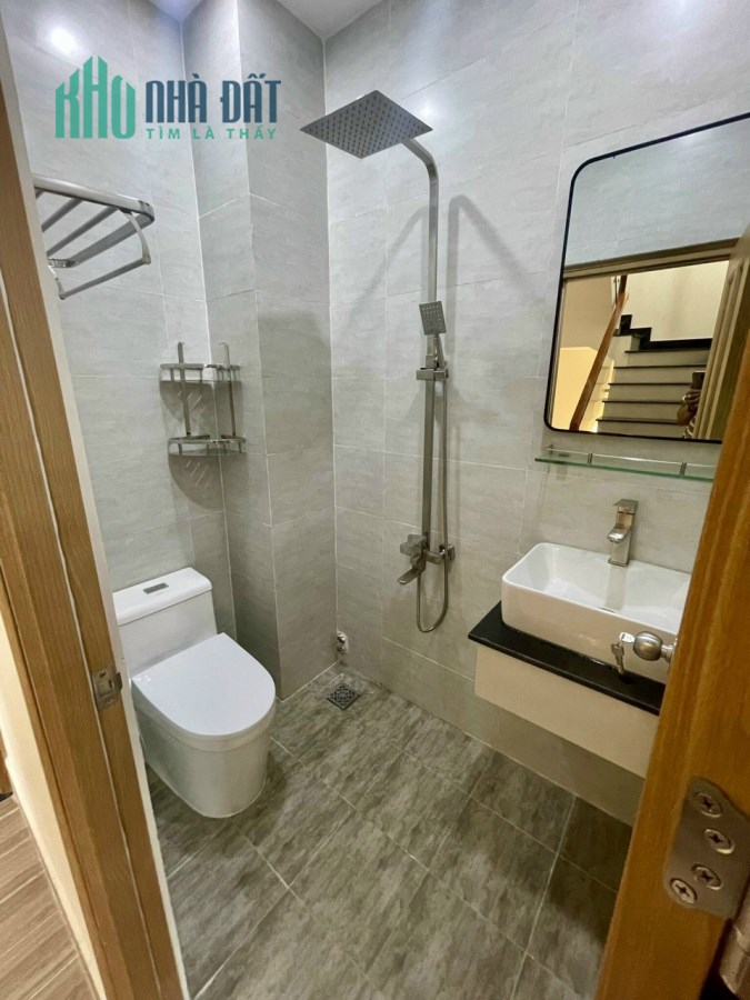 Bán nhà hẻm An Dương Vương, phường 13 Q.6, diện tích 72m2, giá 11 tỷ.