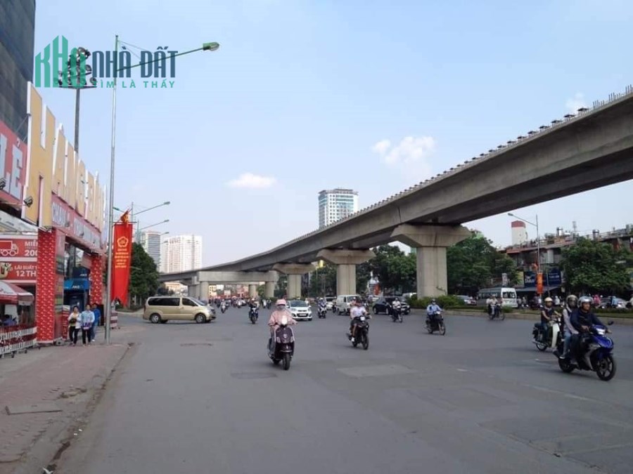 Chính chủ bán nhà mặt phố Nguyễn Trãi 2 mặt tiền DT 56m2, 12.2 tỷ