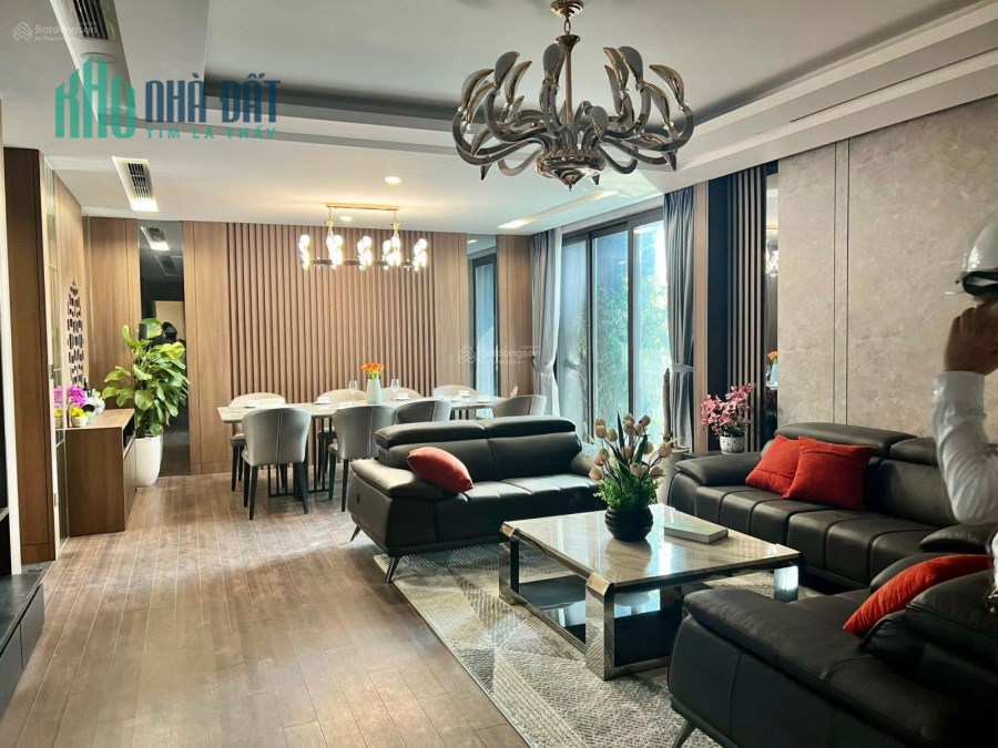 Căn hộ 1 phòng ngủ 47m2 ban công Đông Nam giá 3,97 tỷ - chiết khấu thêm 2,7%