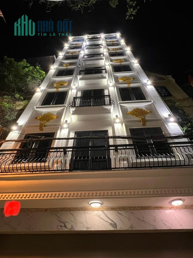Siêu Phẩm, Toà Nhà 100m x 9Tầng, Ô Tô Dàn Hàng Trong Nhà, Khu Vực Vip TT Quận Cầu Giấy.