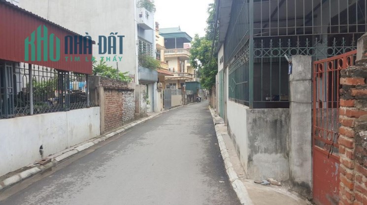 CẦN BÁN 310M ĐẤT 10xTỶ-NGÕ TO NHƯ PHỐ-ÔTÔ VÀO ĐẤT-BẮC CẦU LONG BIÊN