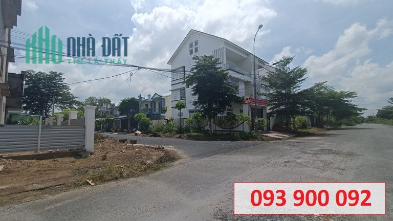Cần ra lô đất có sổ đầy đủ thuộc KDC Tây Đô Ecopark xã Tân Phú Thạnh, Châu Thành A, Hậu Giang;