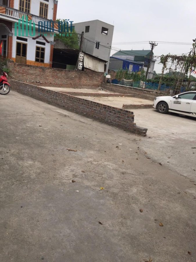 Bán 42m đất thị trấn đông anh ô tô đỗ cửa chỉ hơn 1ty