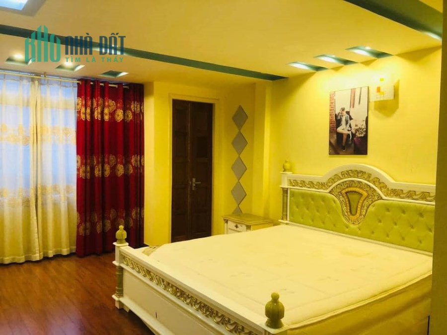 Bán gấp nhà Phan Kế Bính, Giá 5,5 tỷ 60m, SĐCC.