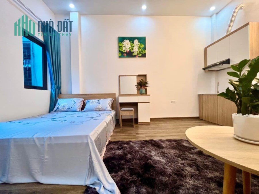 Bán gấp trong tháng nhà Mặt phố Nguyễn Thái Học giá 40 tỷ, 120mx8T, KD sầm uất