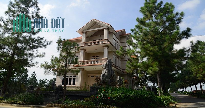 Cần chuyển nhượng siêu phẩm 200m2 The Phoneix Garden , không lỗi lầm, mặt tiền rộng, giá tốt
