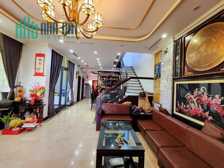 Bán nhà Hoàng Cầu, Đống Đa, 48m2, MT: 5m, Ô Tô tránh, kinh doanh đỉnh. Giá 11,6 tỷ