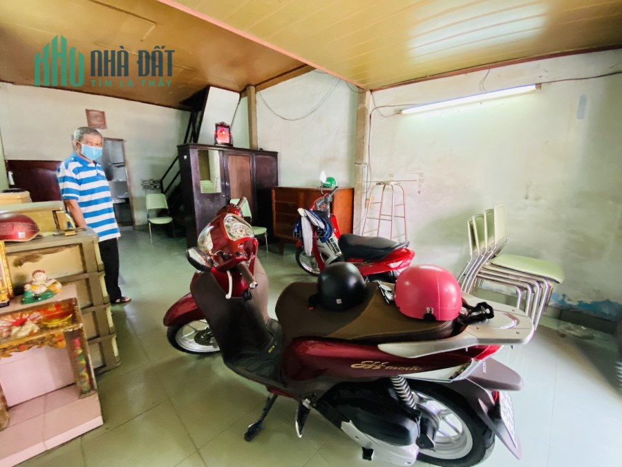 Bán gấp nhà Mặt Tiền Đường Đoàn Văn Bơ 53m2 Quận 4 Giá nhỉnh 5 Tỷ