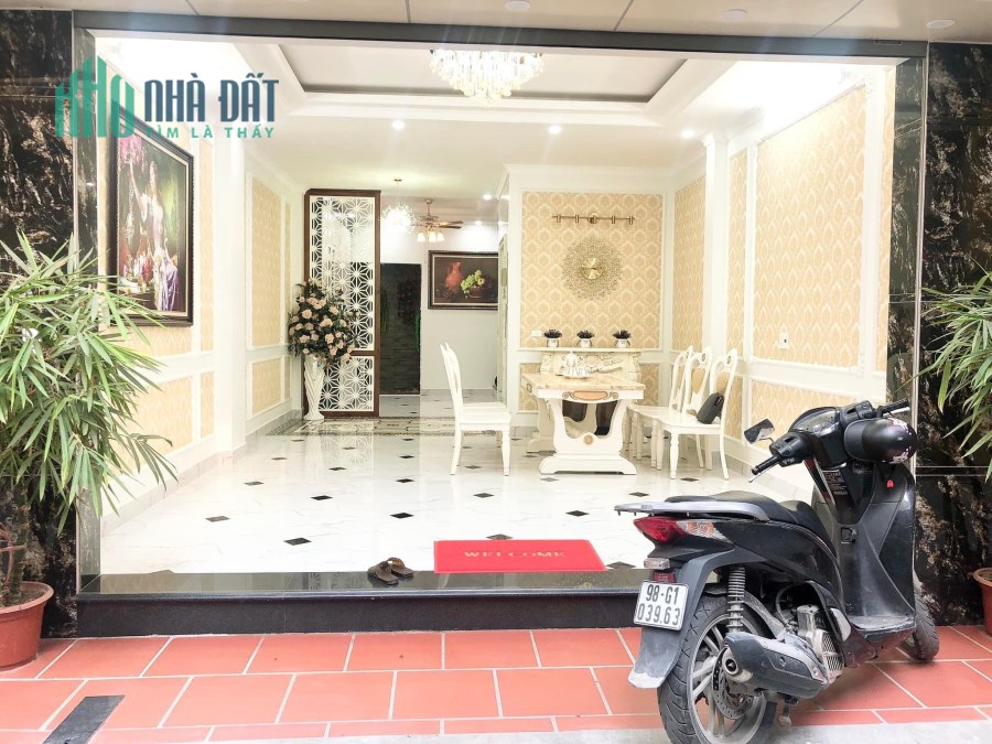 NHÀ NGÕ 75 PHỐ VĨNH PHÚC 40 m2 5 Tầng 3 Ngủ mới tinh –  4.945Tỷ