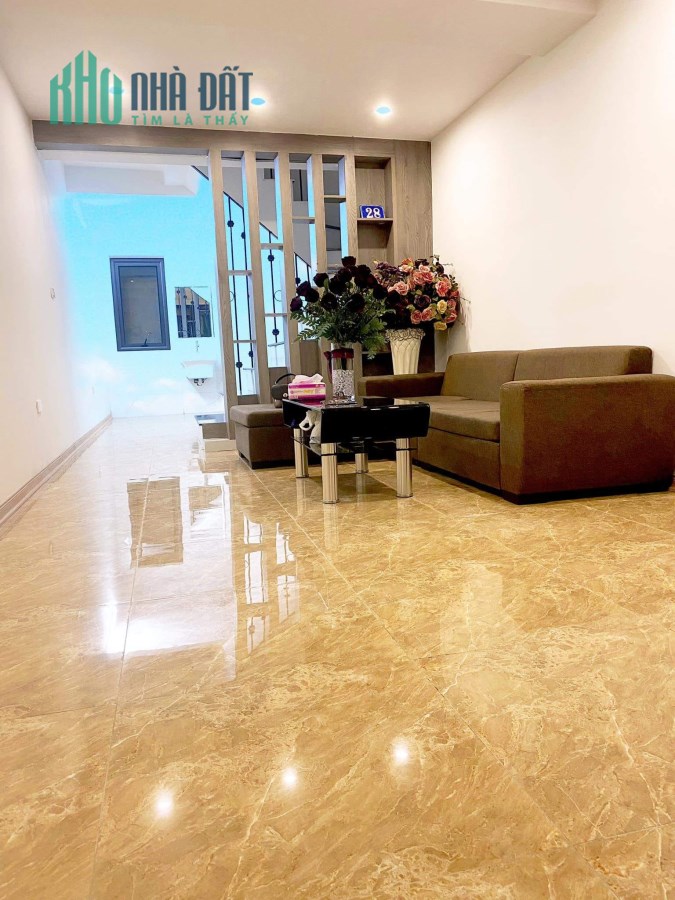 Thái Hà - Đống Đa, 4 Tầng - 38m2, Lô Góc, Ngõ Ôtô, Giá 8.6 Tỷ