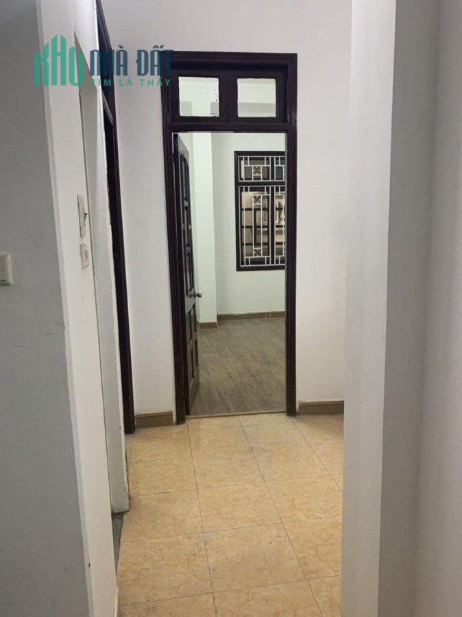 Chính chủ cần bán ngay căn nhà 50m2 tại Nguyễn Ngọc Nại, hướng đông tứ trạch