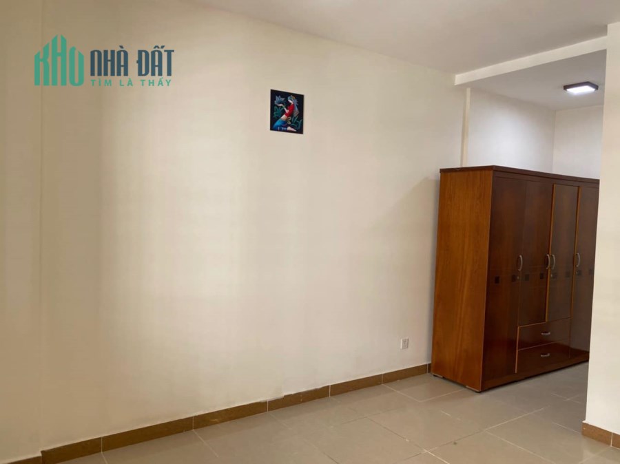 Bán gấp căn hộ tại chung cư Đức Khải, Quận 7, TP.HCM
