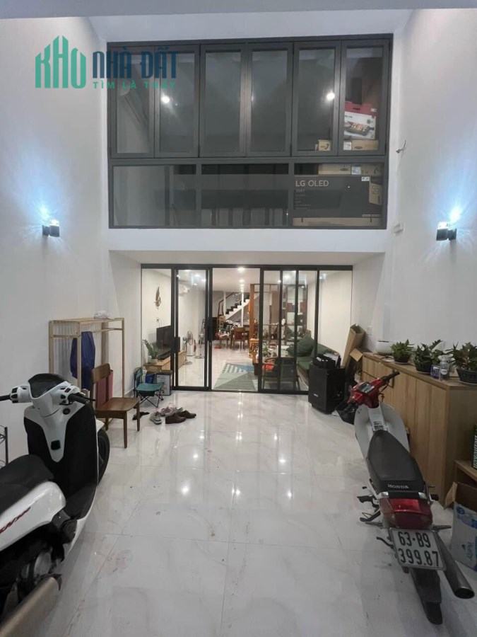 Bán Nhà Mặt Tiền Bắc Hải, Ngay CV Lê Thị Riêng, Giáp Quận 10, 67M2, 3 Tầng, Nhỉnh 10 Tỷ TL.