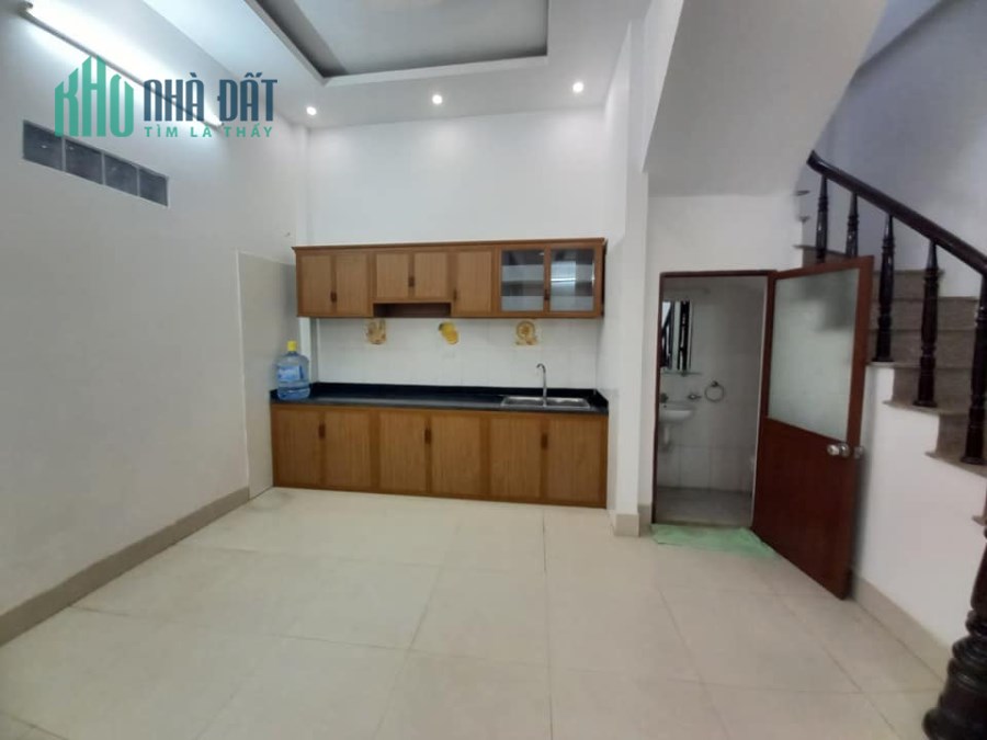 BÁN NHÀ ĐỦ MỌI TIỆN ÍCH Ở TRƯƠNG ĐỊNH DT 41M, MT 3.4M , GIÁ 3.1 TỶ