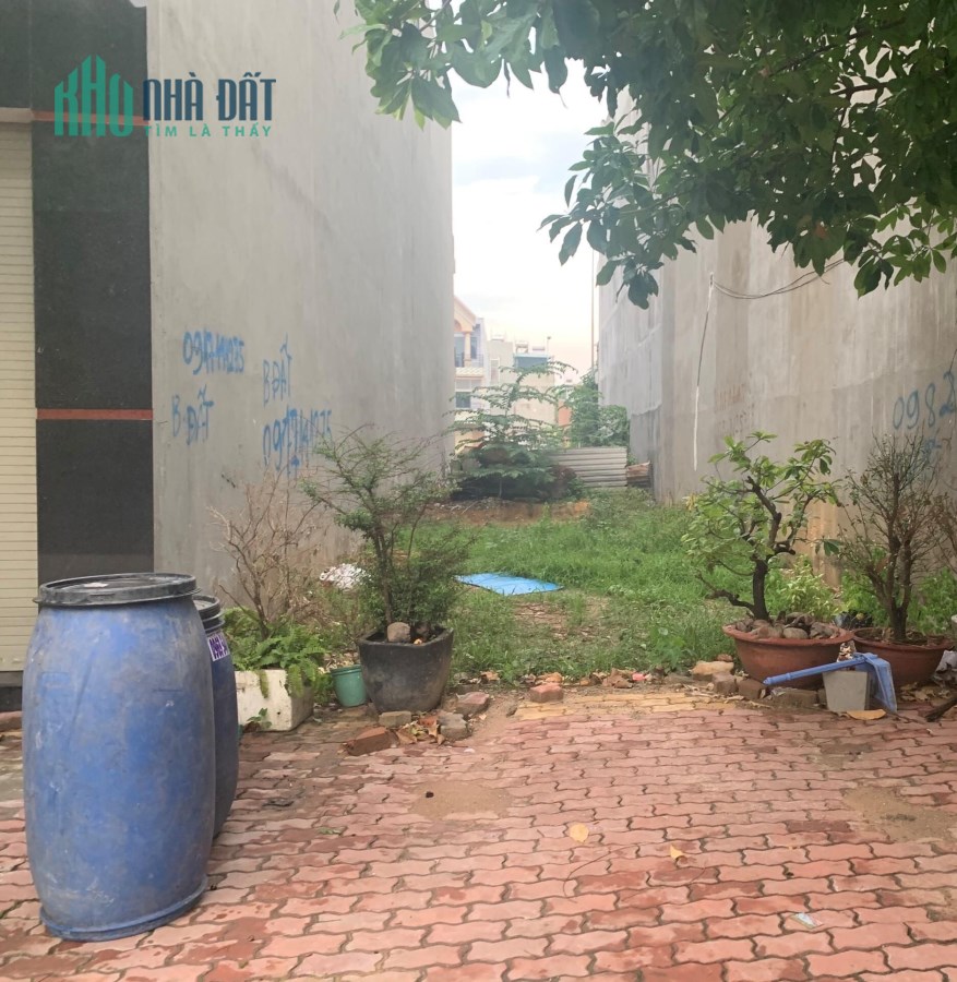 BÁN LÔ ĐẤT NỀN DỰ ÁN 80M2 GIÁ 900TR