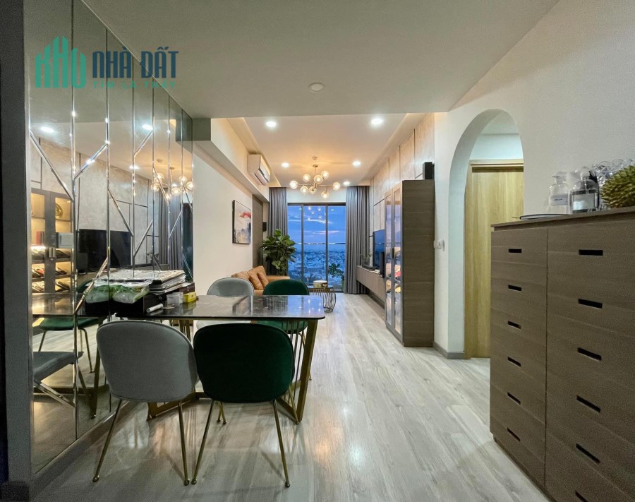 Bán căn hoa hậu Victoria Văn Phú, 97m full đồ, tầng đẹp, giá hợp lý