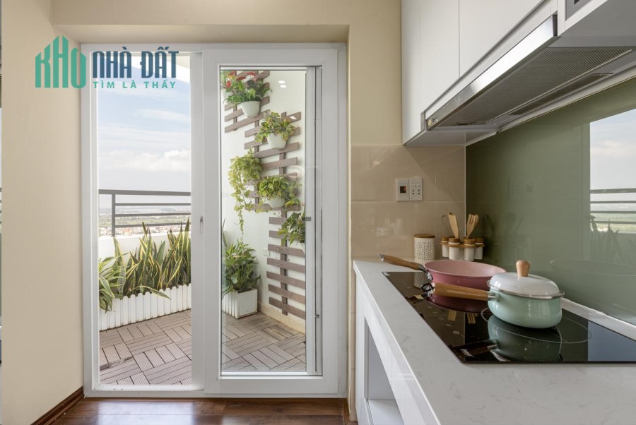 Sở hữu căn 2PN - 93m2 có thể ngăn thành 3PN chỉ với 2,4 tỷ. Nhận nhà ở ngay.