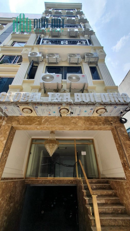 Bán tòa nhà Nguyễn Lương Bằng, Đống Đa, Thang máy, 92m2, 17 phòng khép kín. Doanh Thu 100tr/ tháng