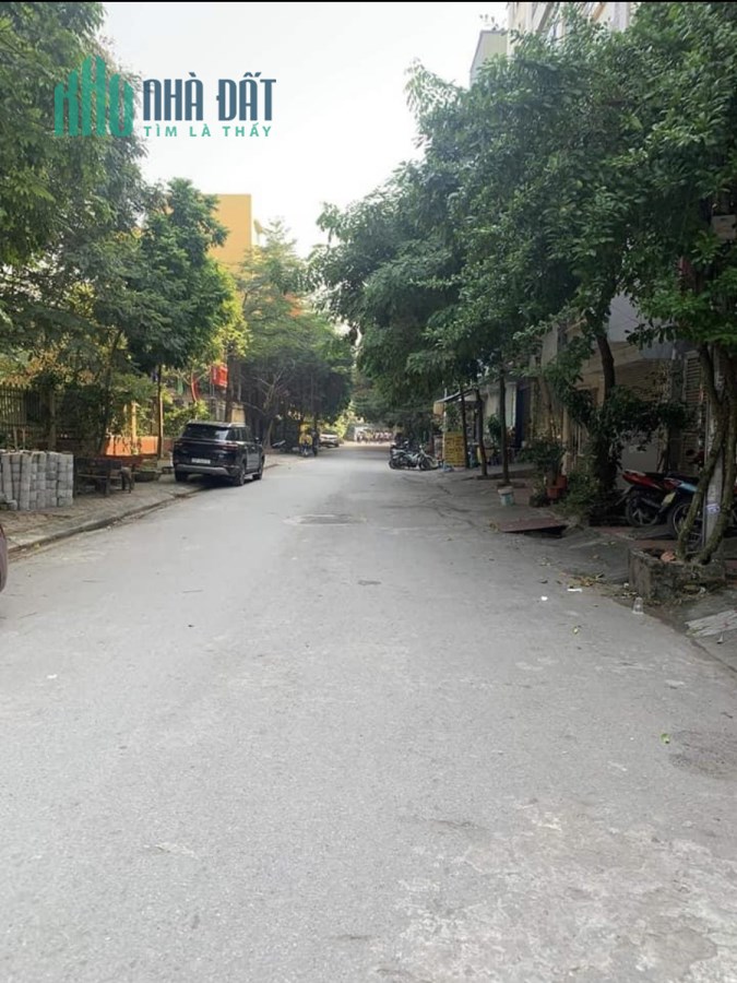 Chân dài mét 7, Phân lô Ngô Thì Nhậm, Hà Đông, view trường học, 50m giá chỉ nhỉnh 7 tỷ