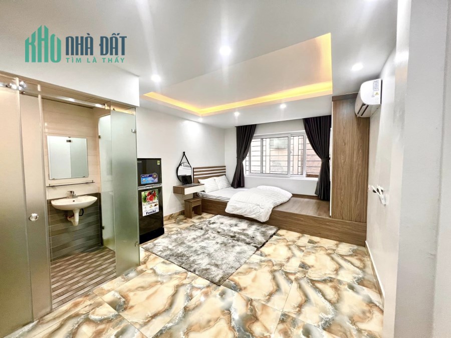 Bán tòa nhà Yên Hòa, Cầu Giấy, 134m2, MT 6,1m, Thang máy, Kinh doanh. Doanh thu 1 năm khoảng 3 tỷ