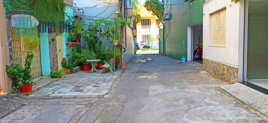 Khu Vực HIẾM NHÀ BÁN HXH đường VÕ THỊ SÁU ngay LÊ QUÝ ĐÔN Quận 3