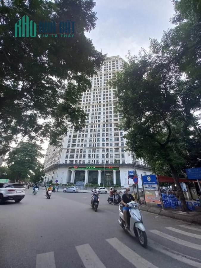 Giảm sốc. liền kề khu FIVE STAR, gara KD 66m2 4 tầng mt 5m còn 6.4 tỷ.