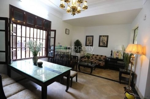 Bán gấp nhà ngõ 225 Quan Hoa giá 4.05 tỷ, 35mx5 tầng, đẹp ở ngay