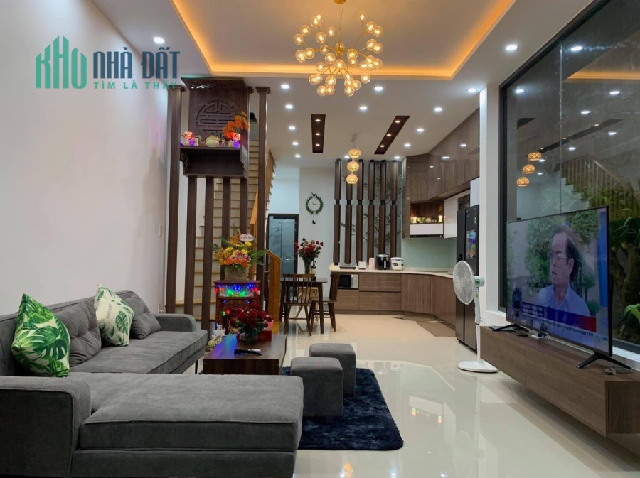 Bán nhà đẹp Lê Quang Đạo 65m2, 5 tầng, MT 5m, Giá chỉ 4 tỷ, Gần oto, chủ tặng toàn bộ nội thất.