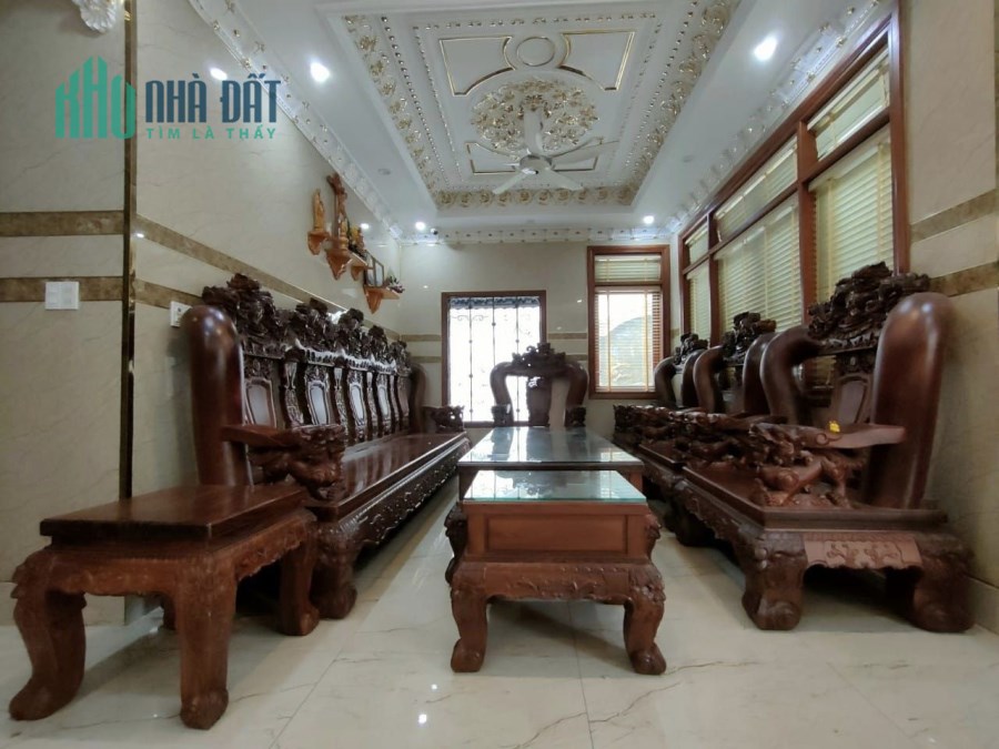 Tỷ Phú Ẩn Danh - Biệt Thự Sân Vườn - Đẳng Cấp Chỉ 32 Tỷ - 810M2 - Quận 12