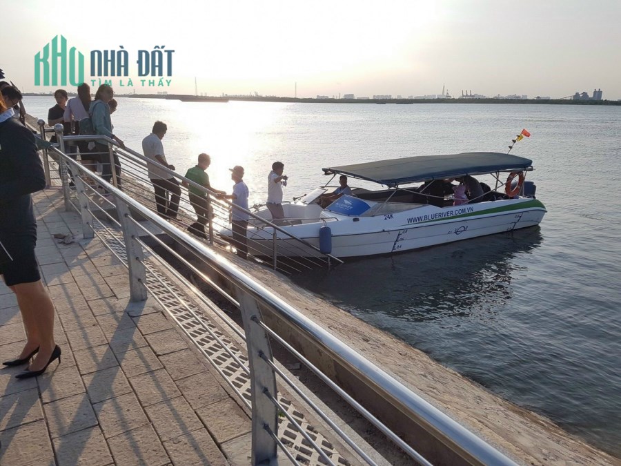 Bán gấp nền biệt thự sông Fenice Nhơn Trạch (King Bay), 335m2, giá ngộp