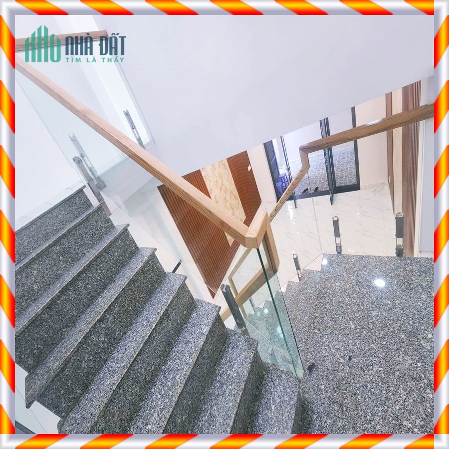 Nhà Bán Bình Thạnh, 51m2, 2 Tầng BTCT, Sổ Đẹp Giá Chỉ 4 TỶ Nhỉnh