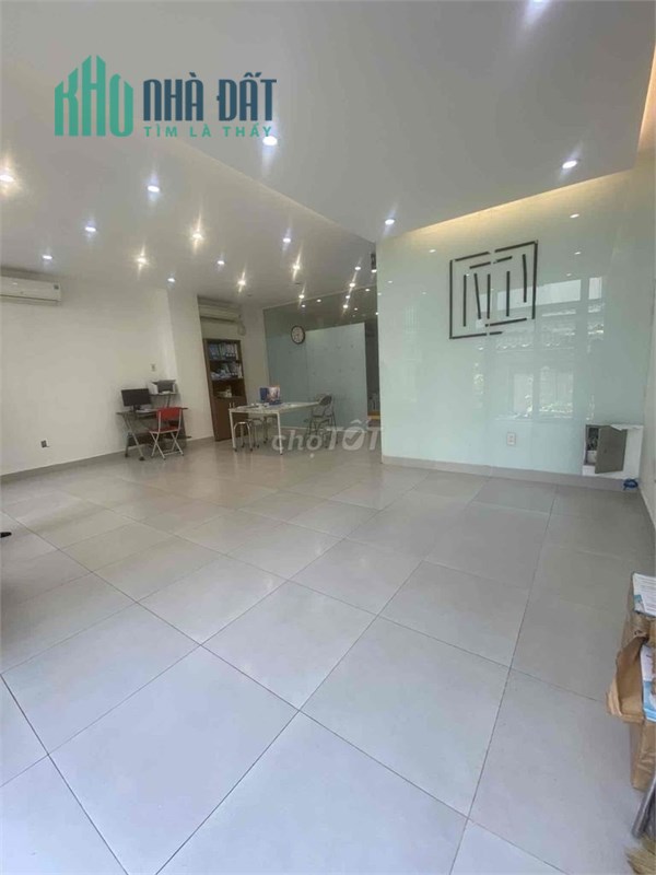 Nhà Cho Thuê Hoa Lan Q.PN.8x18m.30tr