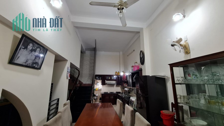 BÁN BIỆT THỰ TRUNG TÂM  QUẬN CẨM LỆ