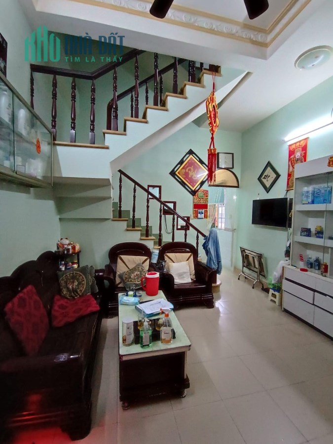 Bình Thới Quận 11 - Ngay Vòng Xoay Âu Cơ + Lê Đại Hành
Xe Tải Đổ Cửa - 3 Tầng BTCT 👍👍👍.
👉 Giá