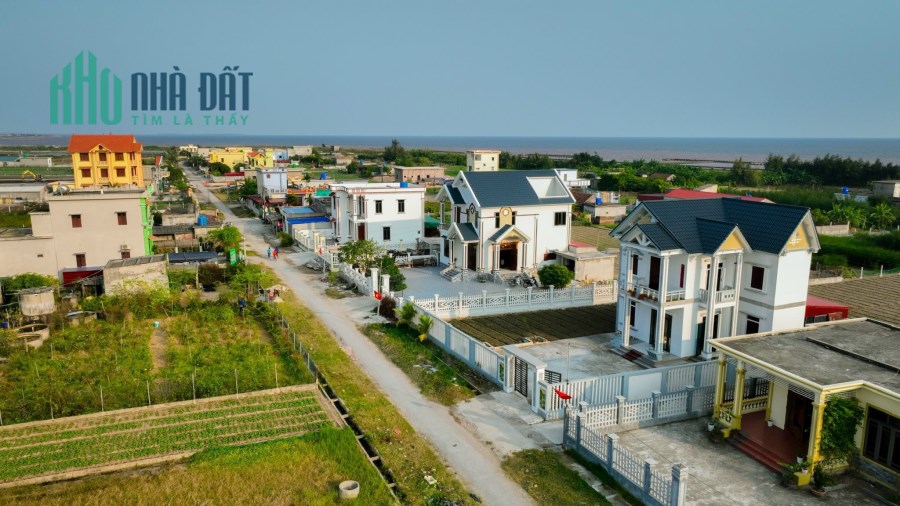 CỰC HIẾM! CÒN 1 LÔ DUY NHẤT, CÁCH BIỂN QUẤT LÂM 150M, GIÁ HƠN 900TR.