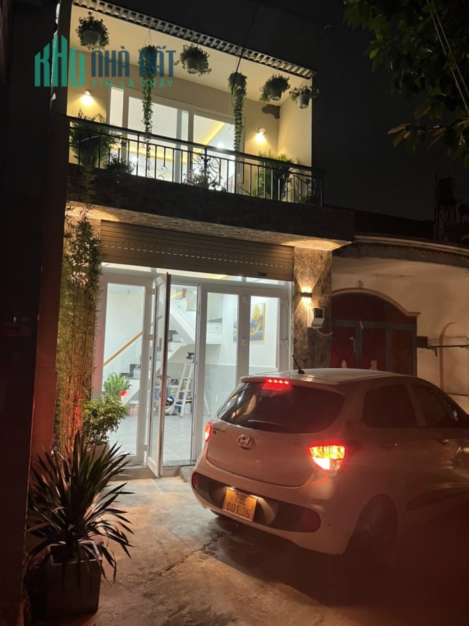 Bán Nhà Đẹp Hiệp Thành 17, Quận 12 - 51M2, 2 Tầng 3 PN, Hẻm Xe Hơi - Chỉ Hơn 3 Tỷ.