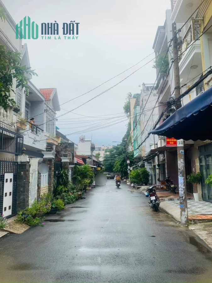 Bán gấp nhà 4 tầng, hẻm ô tô, Cách Mạng Tháng Tám – Quận 10, 64m2, giá 11.9 tỷ!