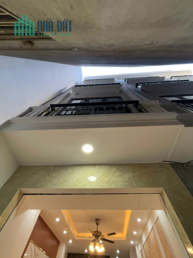 Bán nhà ngõ 79 phố Trần Cung phường Nghĩa Tân, Cầu Giấy dt 35 m2 x 5 t giá 4,7 tỷ