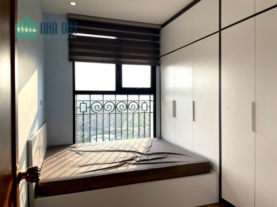 Cần bán gấp CCCC Tòa E2 Emerald CT8 Mỹ Đình, 3 ngủ 2 WC, 97m2, full đồ nội thất zfnuv 07/11