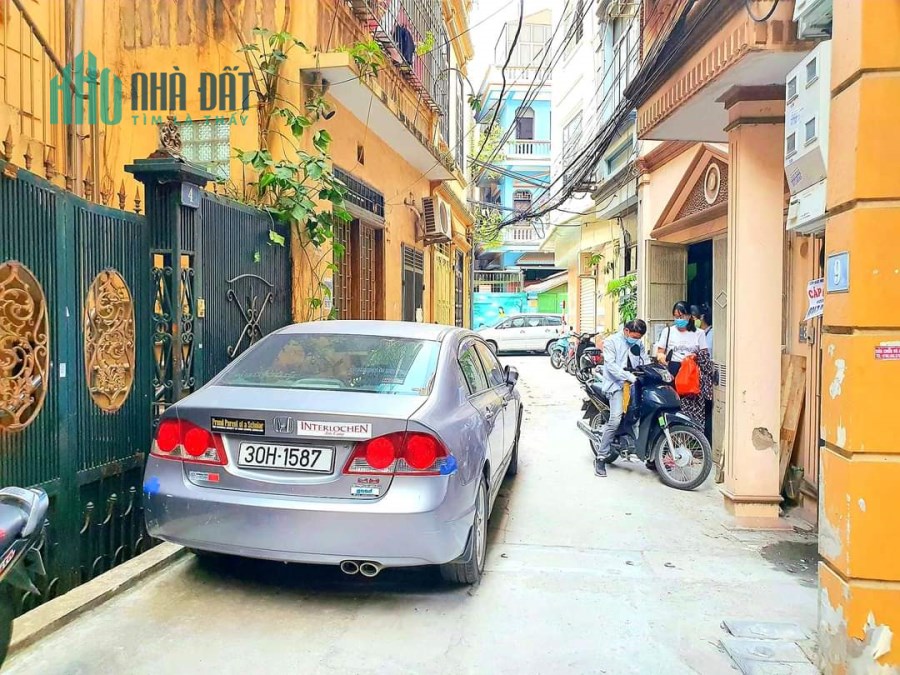 Bán gấp nhà 38m2x5T, KD cho thuê, vài bước ra phố Cầu Giấy, xách vali về ở, giá 4 tỷ hơn